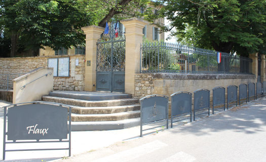 La Mairie de Flaux.